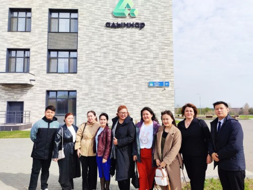 Делегация из Казахстана знакомится с образовательными учреждениями города 